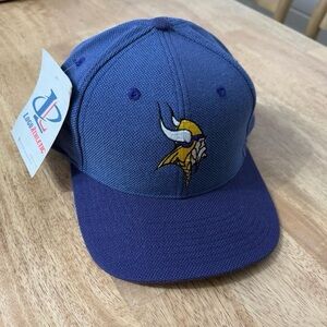 MN Vikings logo‎ athletic